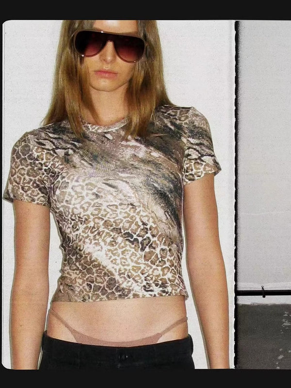Leopard Print Regular Shoulder Short Sleeve Tee