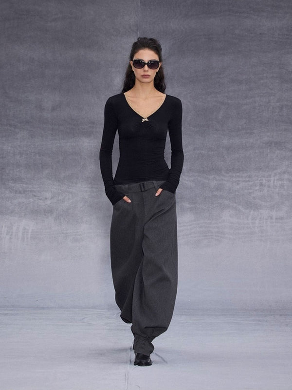 Ruffled V-neck Long-sleeved T-shirt「NEW」