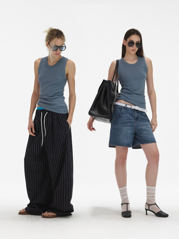Threaded High Elastic Embroidered Slim-fit Vest