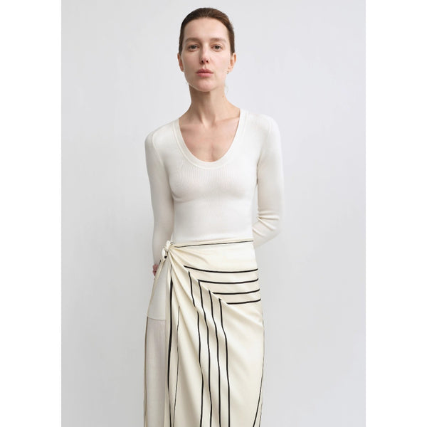 Silk Wool V-neck Knitwear