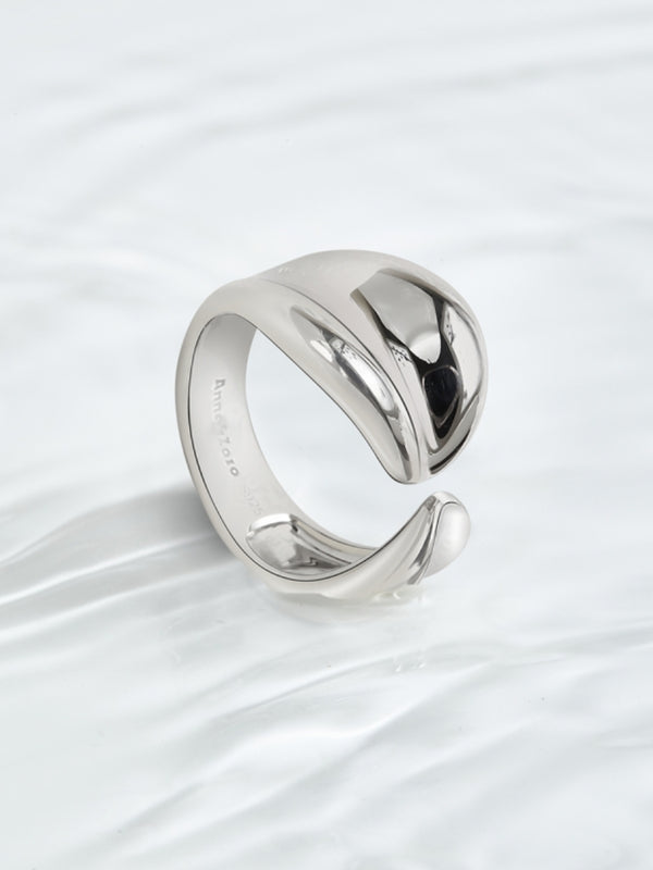 Water Wave Ring