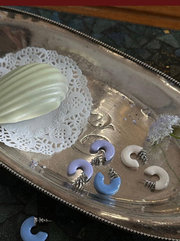 Chic Retro Flat C-Hoop Earrings