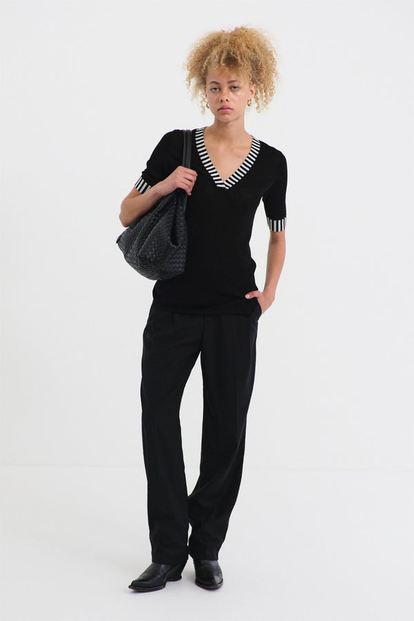 Striped V-neck Short-sleeved Side-opening Knitwear