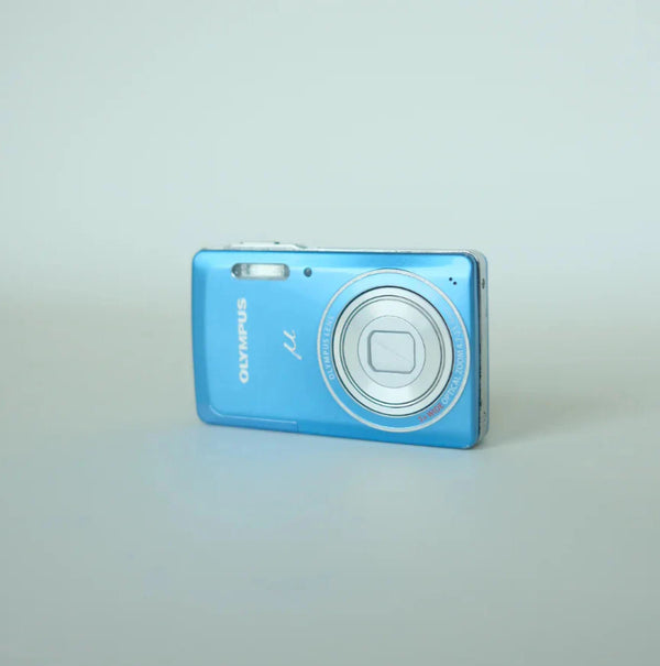 Olympus Stylus 5010 / Μ (mju) 5010 14.0MP Digital Camera - Blue