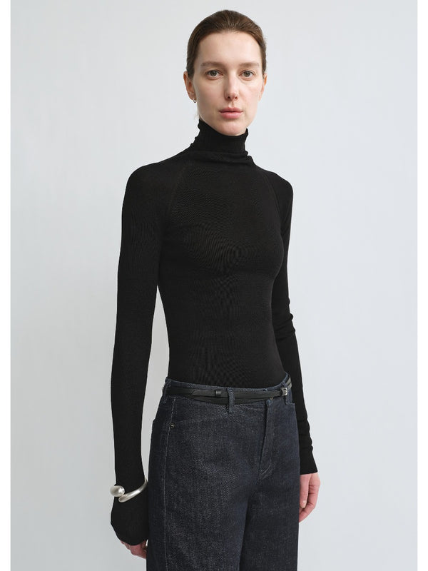 Machine Washable Turtleneck Wool Knitwear